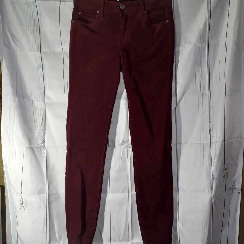 Kut from the Kloth burgundy Diana fab ab skinny pants